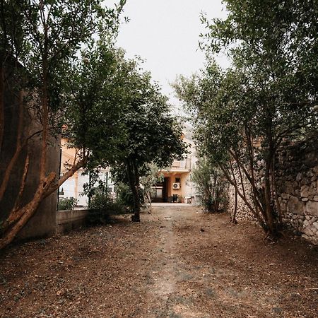 Riverside Apartments Mostar Exterior foto